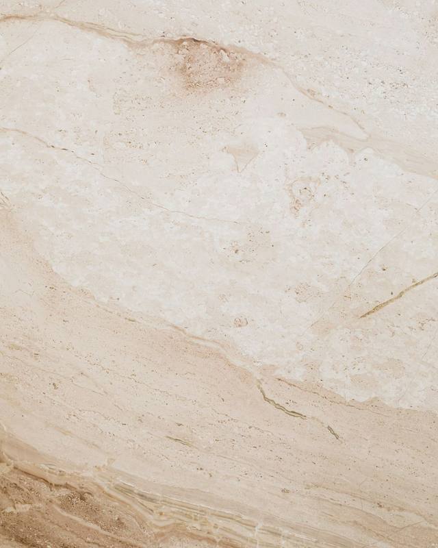 Light marble floor tile sample